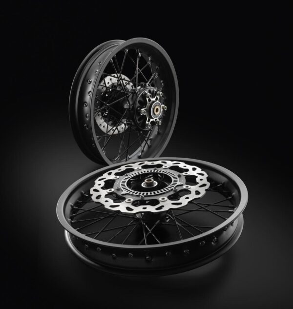 SET DI RUOTE A RAGGI 390 ADVENTUREv - immagine 2